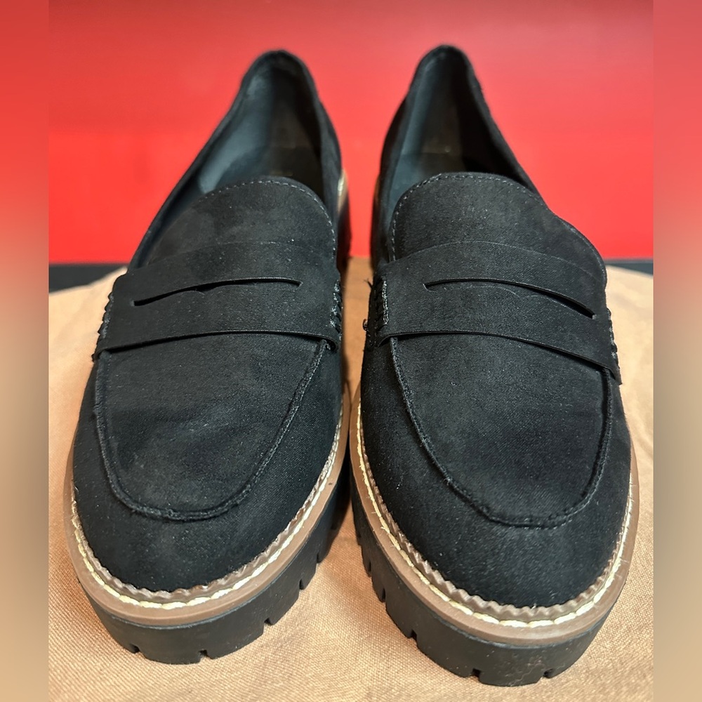 Jellypop Black Faux Suede Lug Sole Slip On Loafers Women’s Size 9.5M - Picture 2 of 13